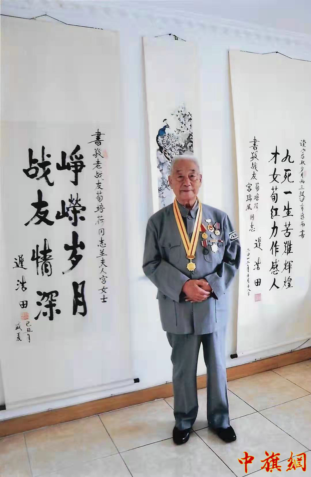 抗战胜利70周年（2015年）的当晚，荀培荷作为代表，参加了当晚在人民大会堂举行的庆祝晚会.jpg