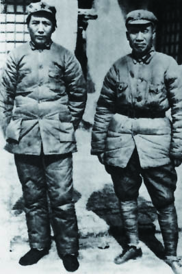 1936年12月，朱德和毛泽东在陕北保安会合.jpg