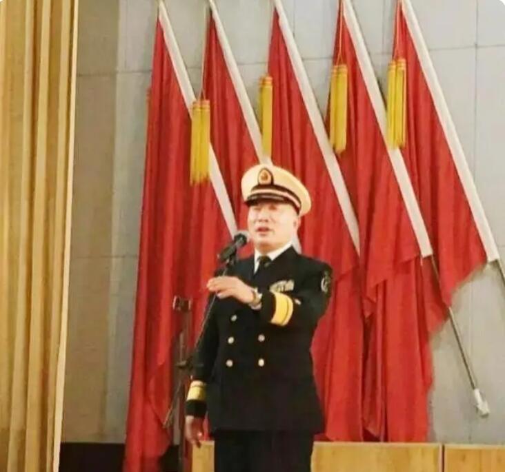 吴方臣将军.jpg