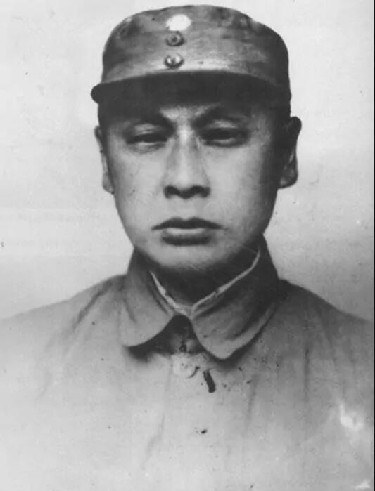 3、战争时期的陈毅.jpg