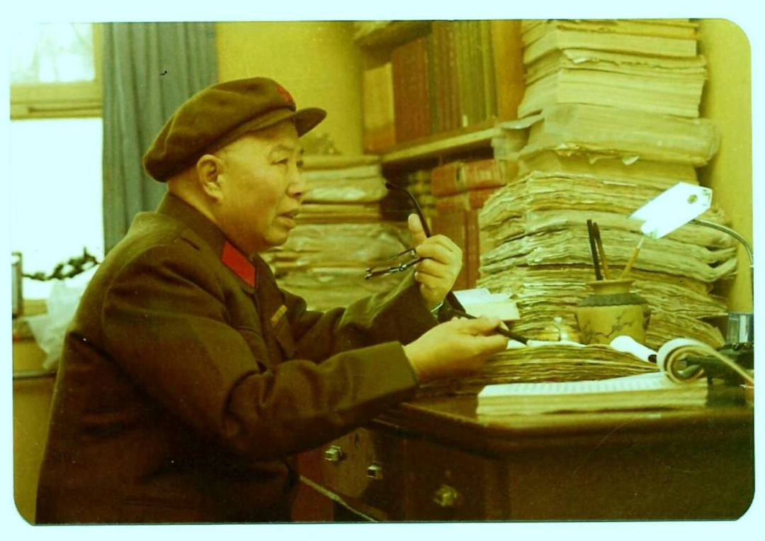 开国将军萧锋之女萧南溪：因为牺牲的妻子和战友，父亲写了64年日记